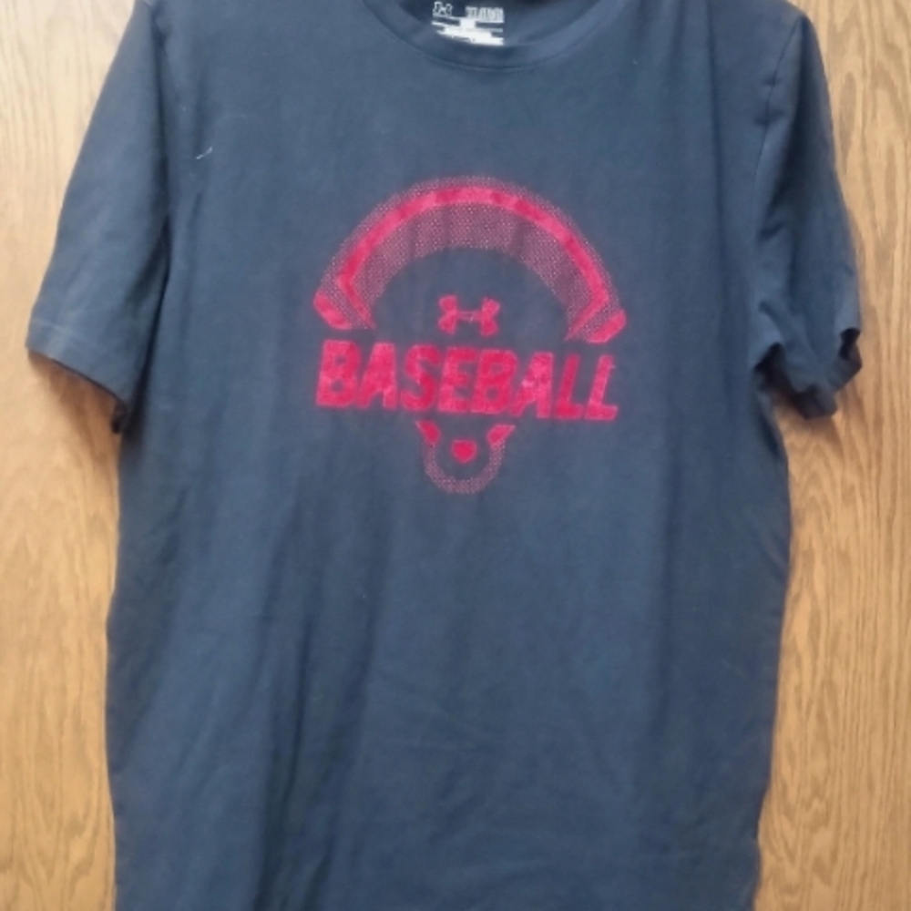 Under Armour Black HeatGear Shirt